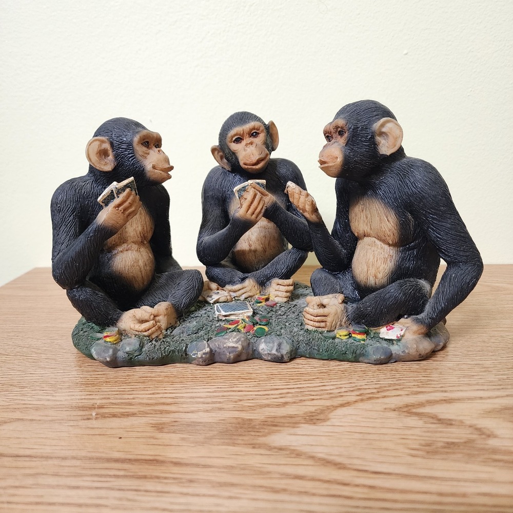 Chimps Monkeys Playing‎ Cards Figurine Thailand Land of Diversity and Refinement